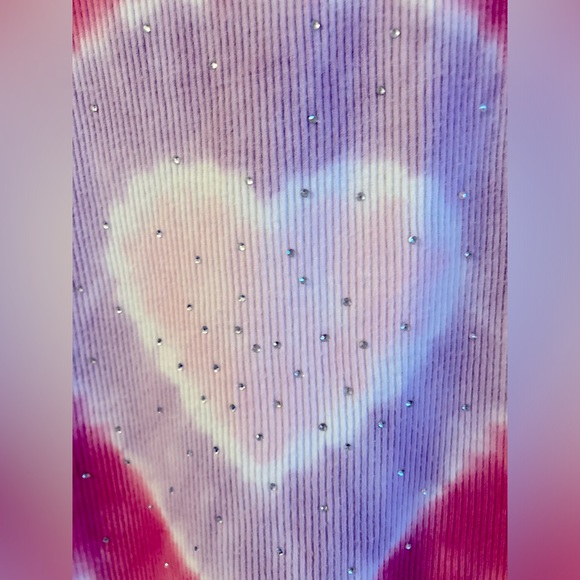 Guess Vintage Tie Dye Heart Tank Top with Crystals Guess Tank Top Size Medium - Picture 4 of 4